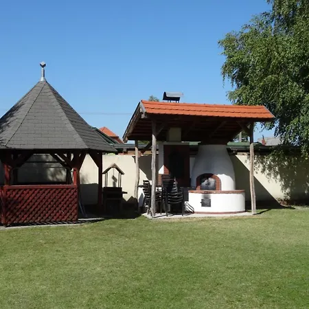 Apartman In Balatonmariafurdo Balaton 19328