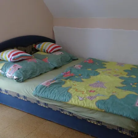 In Balatonmariafurdo Balaton 19328 Apartman *